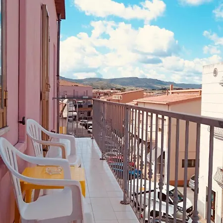 Casa Arianna Large 4br For 8 -terrace , Near * Valledoria (Sardinia)